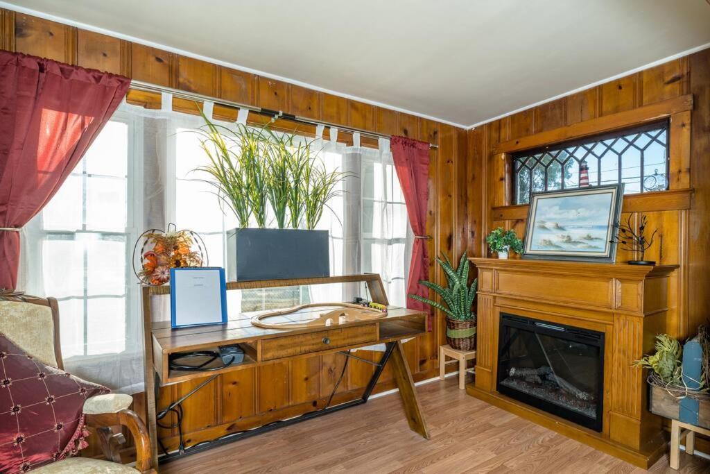Dog And Family Friendly 4Br W Wifi And Fenced Yard By Zen Living Short Term Rental Luray Exterior photo